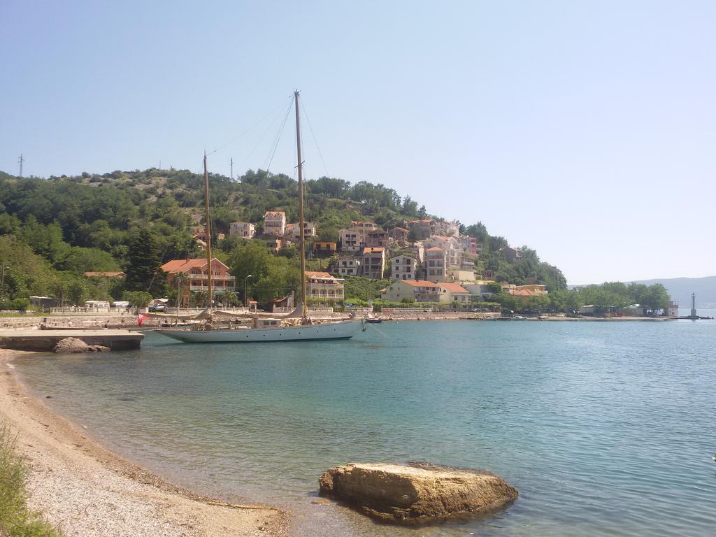 Apartmani Ivana Teodo Esterno foto